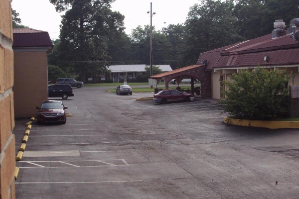 Executive Inn image 13