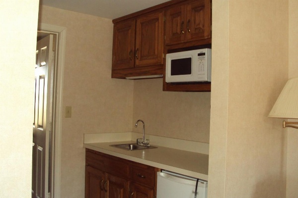 Executive Inn image 26
