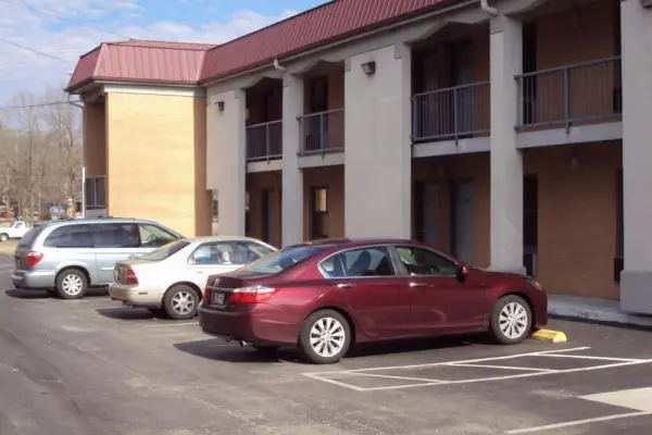 Executive Inn 9